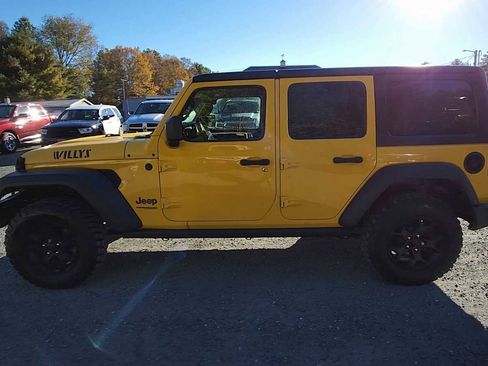 Used 2021 Jeep Wrangler Unlimited Sport image 5