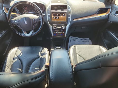 Used 2019 Lincoln MKC Reserve FWD image 12