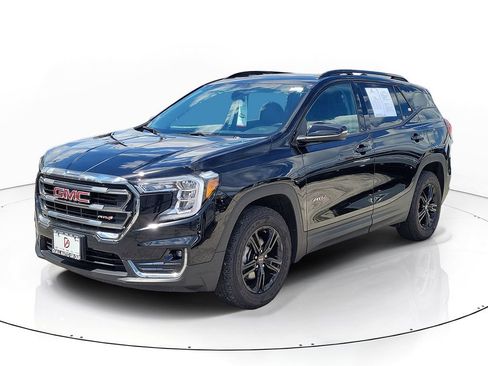 Certified 2023 GMC Terrain AT4 AWD/4WD image 2
