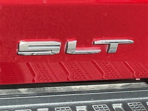 Used 2022 GMC Sierra 1500 SLT w/ SLT Premium Plus Package image 11