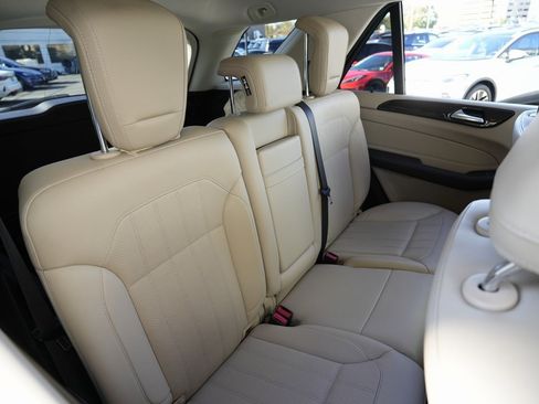 Used 2018 Mercedes-Benz GLE 350 4MATIC w/ Premium 1 Package image 25