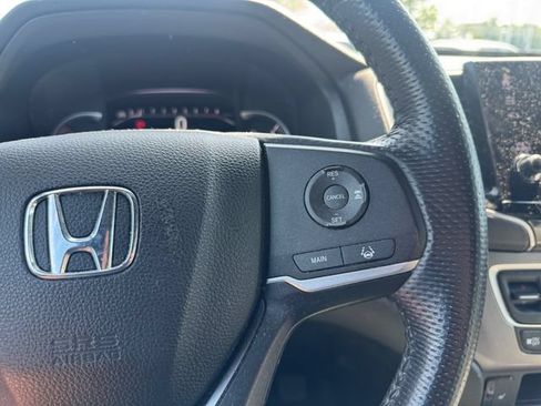Used 2024 Honda Passport EX-L image 18