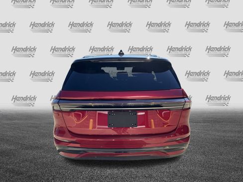 Used 2024 Lincoln Nautilus Reserve w/ Equipment Group 202A image 9