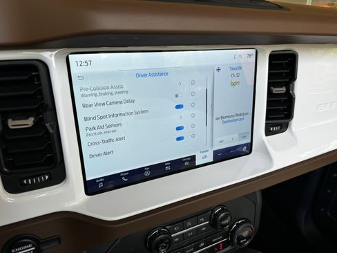 Used 2024 Ford Bronco Outer Banks image 44