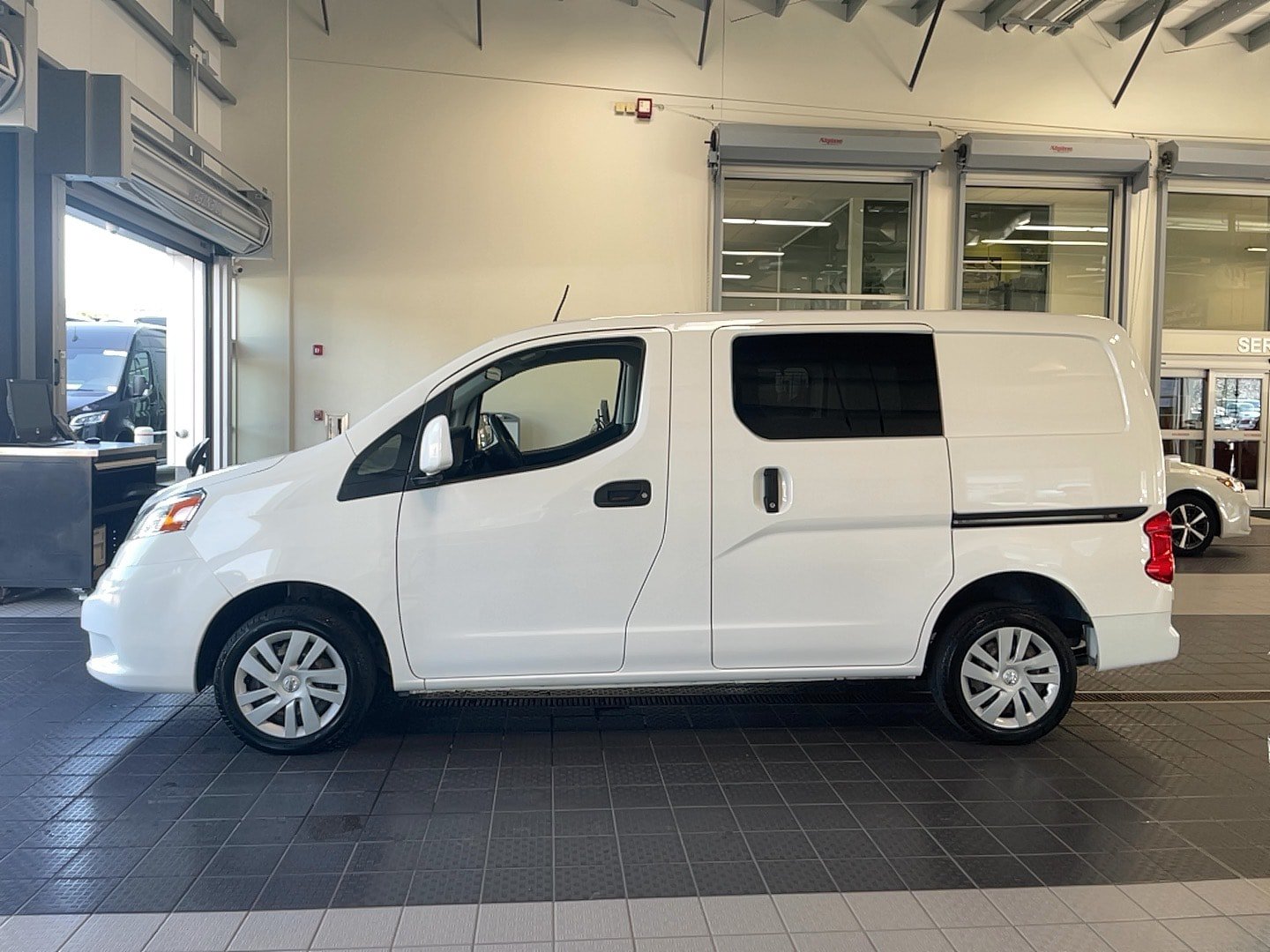 Used 2021 Nissan NV200 SV w/ Sliding Door Glass Package FWD image 7