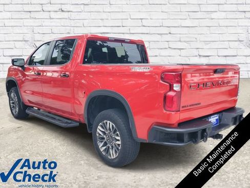 Used 2023 Chevrolet Silverado 1500 LT Trail Boss AWD/4WD image 2