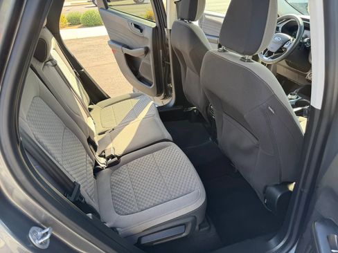 Used 2022 Ford Escape SE w/ SE Sport Appearance Package AWD/4WD image 25