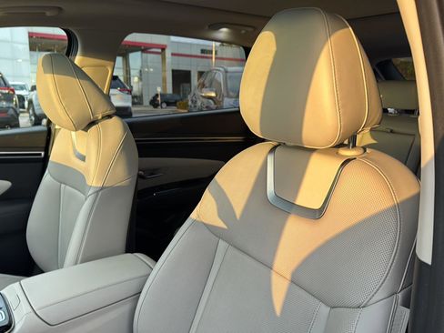 Used 2023 Hyundai Tucson Limited w/ Cargo Package image 26