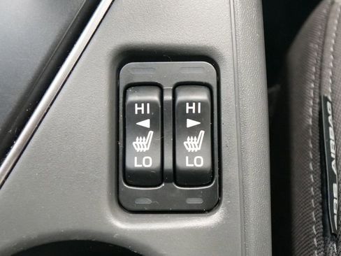 Used 2024 Subaru Crosstrek 2.0i Premium image 34