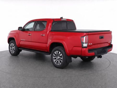 Used 2020 Toyota Tacoma Limited AWD/4WD image 3