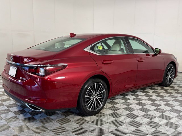 Used 2025 Lexus ES 350 w/ Premium Package FWD image 9