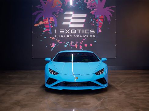Used 2023 Lamborghini Huracan EVO image 5