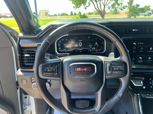 Used 2023 GMC Sierra 1500 AT4X AWD/4WD image 32