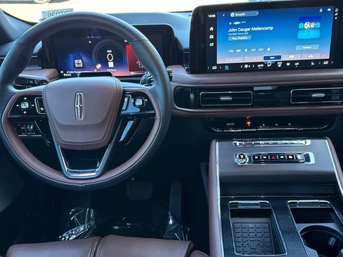 Certified 2025 Lincoln Aviator Reserve w/ Equipment Group 201A AWD/4WD image 14