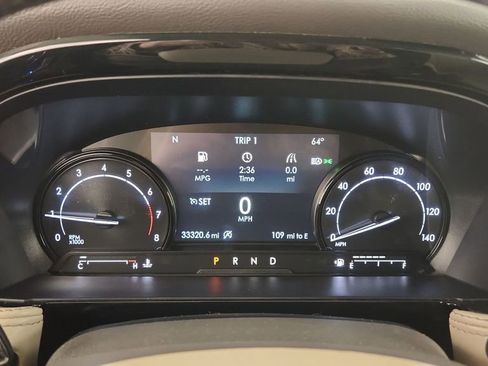 Used 2021 Lincoln Corsair FWD w/ Equipment Group 101A image 10