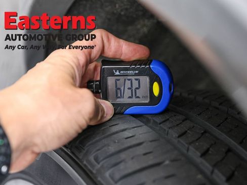 Used 2024 Dodge Durango GT AWD/4WD image 30