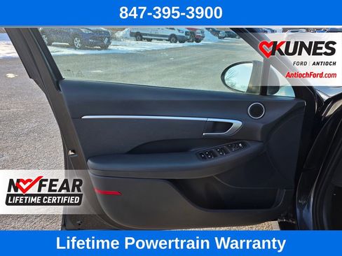 Used 2022 Hyundai Sonata SE w/ Preferred Accessory Package image 16