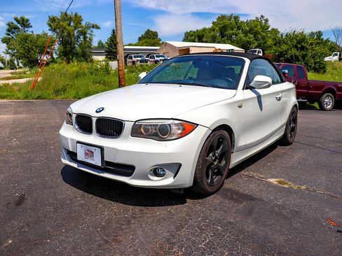 Used 2012 BMW 128i Convertible image 10