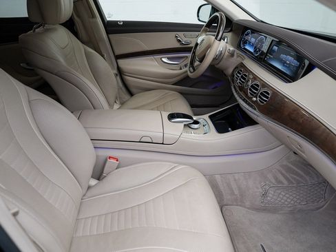 Used 2015 Mercedes-Benz S 550 Sedan image 20