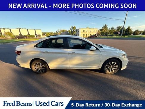 Used 2024 Volkswagen Jetta S FWD image 8