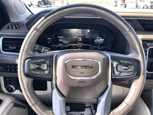 Used 2022 GMC Yukon Denali image 14