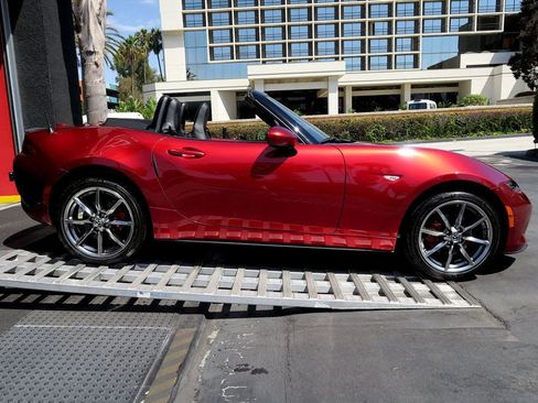 Used 2022 MAZDA MX-5 Miata Grand Touring w/ Weather Package image 51
