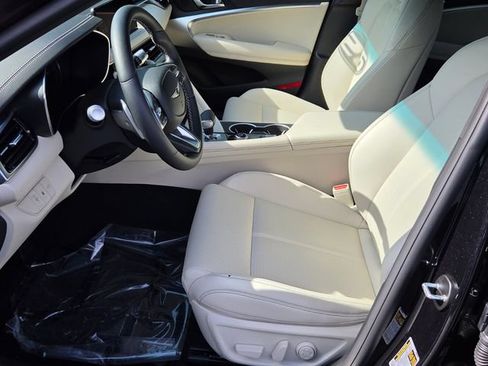 Used 2026 Genesis G70 2.5T RWD image 11