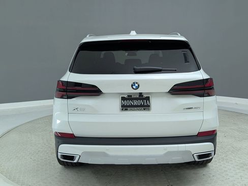 Used 2026 BMW X5 sDrive40i w/ Parking Assistance Package image 7