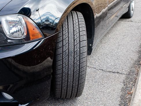 Used 2014 Dodge Charger SXT Plus image 9