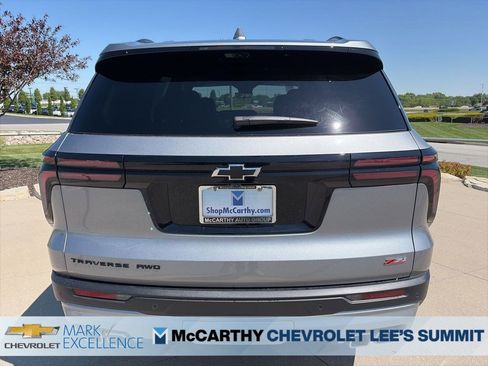 New 2026 Chevrolet Traverse Z71 w/ Enhanced Driving Package AWD/4WD image 18