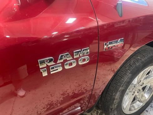 Used 2015 RAM 1500 Express RWD image 4