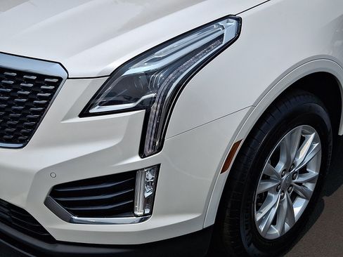 Certified 2023 Cadillac XT5 Luxury AWD/4WD image 11