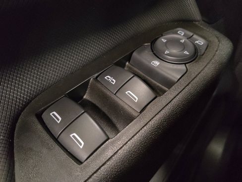 Used 2022 Chevrolet Equinox RS FWD image 27
