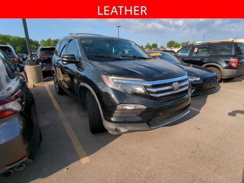 Used 2016 Honda Pilot Touring image 3