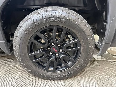 Used 2024 GMC Sierra 1500 Elevation RWD image 28