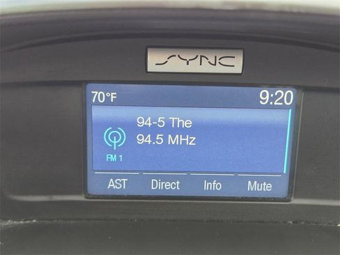 Used 2015 Ford Escape SE image 20