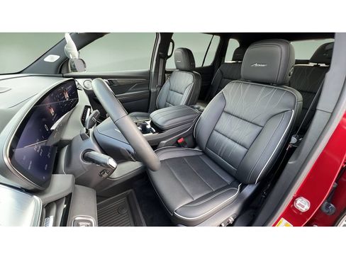 Used 2025 Buick Enclave Avenir w/ Super Cruise Package AWD/4WD image 24