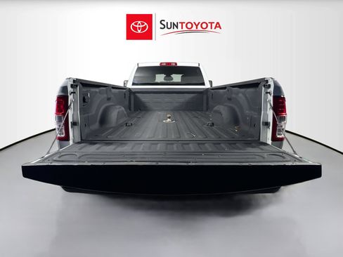 Used 2024 RAM 3500 Big Horn image 34