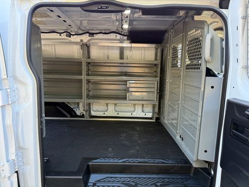 Used 2020 Ford Transit 150 Low Roof image 9