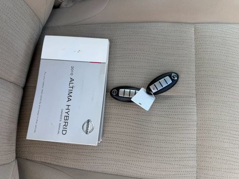 Used 2010 Nissan Altima Hybrid Sedan w/ Convenience Pkg FWD image 39