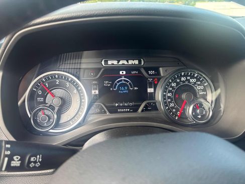 Used 2023 RAM 1500 Big Horn AWD/4WD image 13