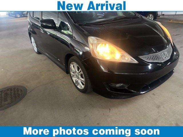 Used 2011 Honda Fit Sport image 1