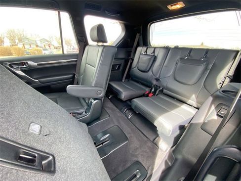 Used 2023 Lexus GX 460 Luxury w/ Sport Design Package image 24