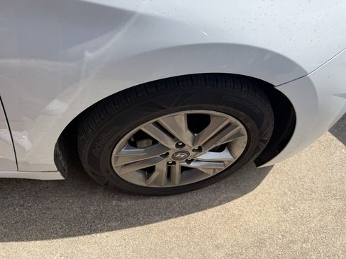 Used 2020 Hyundai Elantra SEL w/ Cargo Package (C1) FWD image 32