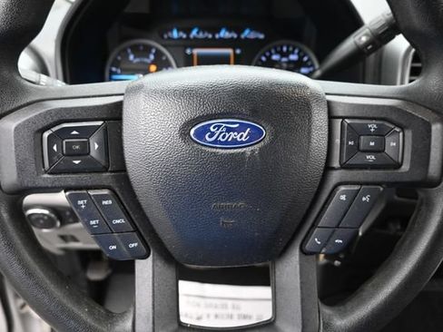 Used 2019 Ford F350 XLT w/ XLT Premium Package AWD/4WD image 13