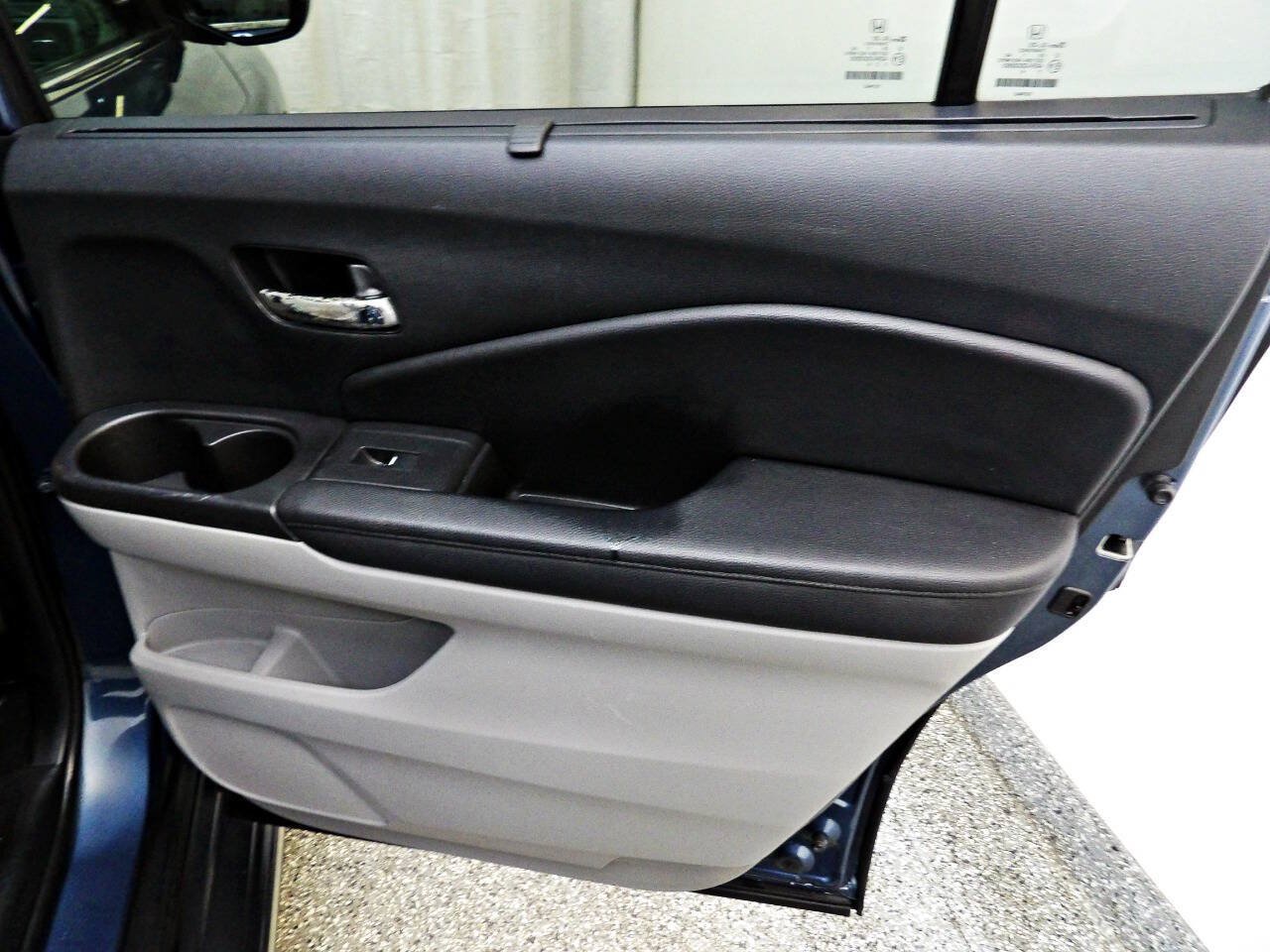 Used 2022 Honda Pilot Special Edition image 13