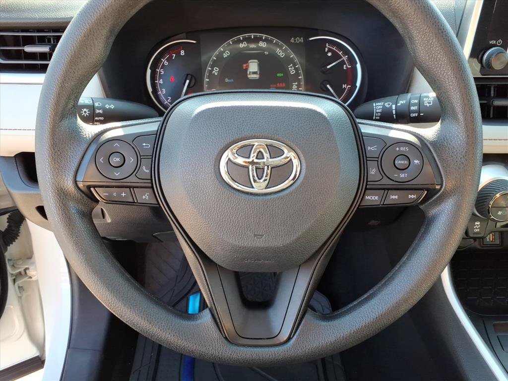 Used 2024 Toyota RAV4 XLE AWD/4WD image 23