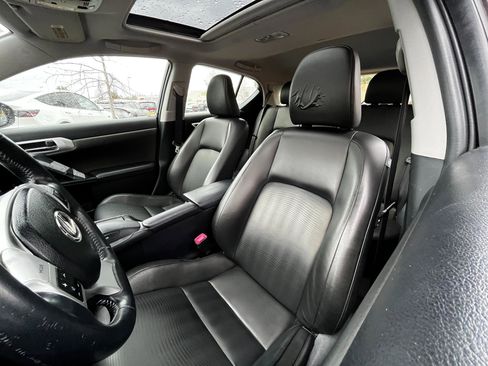 Used 2013 Lexus CT 200h w/ Premium Pkg w/Navigation image 19