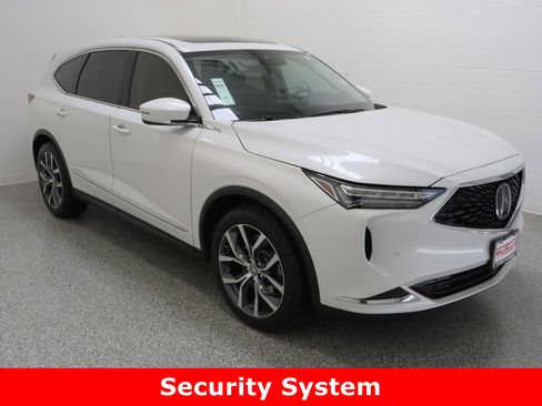 Used 2023 Acura MDX SH-AWD w/ Technology Package image 4