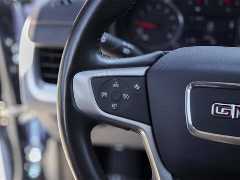 Used 2021 GMC Terrain SLE image 17